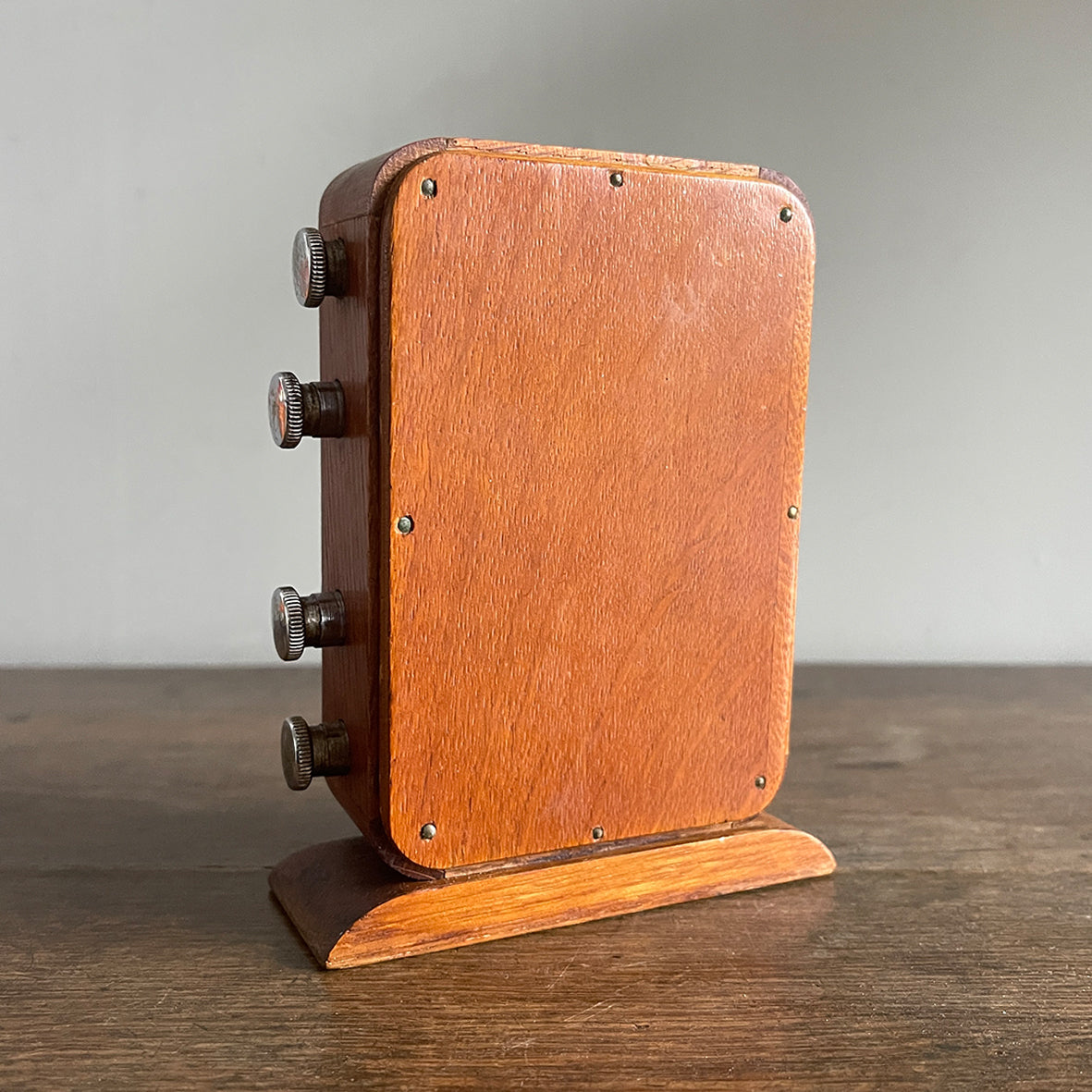 A 1950s perpetual desk calendar in oak. Still nice and fresh and perfect for your desk - SHOP NOW - www.intovintage.co.uk