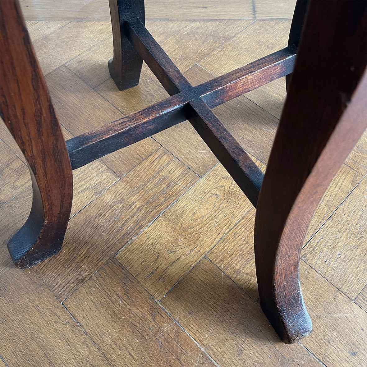 A very clean and original example of a Victorian Child's Barber Chair. Having a splat back with original upholstery to the seat, brass rods that hold in place the foot rest, 360 degree rotation with adjustable height, four splayed legs to the base - SHOP NOW - www.intovintage.co.uk