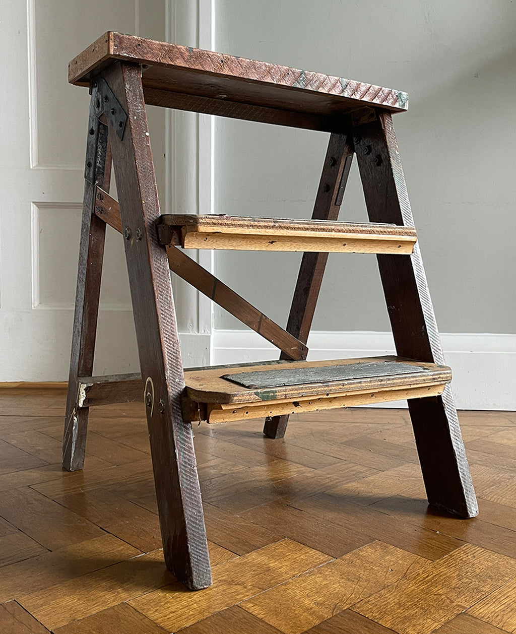 A great set of Vintage workshop Step Ladders with loads of wear and original splodges of paint! Very slim when folded so great for storage. - SHOP NOW - www.intovintage.co.uk