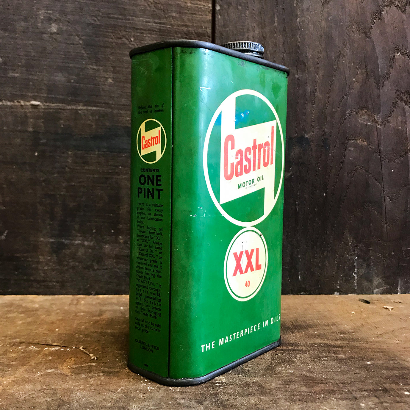 Cool Vintage Castrol XXL 40 1 Pint Can in very good condition for its age. Great for your vintage garage or Man Cave - SHOP NOW - www.intovintage.co.uk