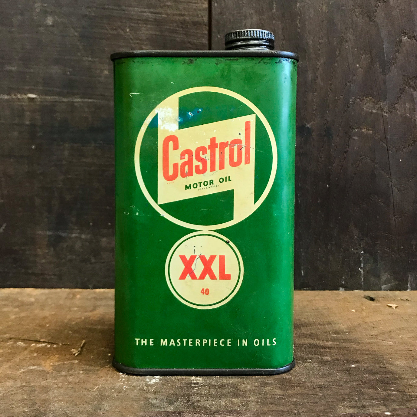 Cool Vintage Castrol XXL 40 1 Pint Can in very good condition for its age. Great for your vintage garage or Man Cave - SHOP NOW - www.intovintage.co.uk