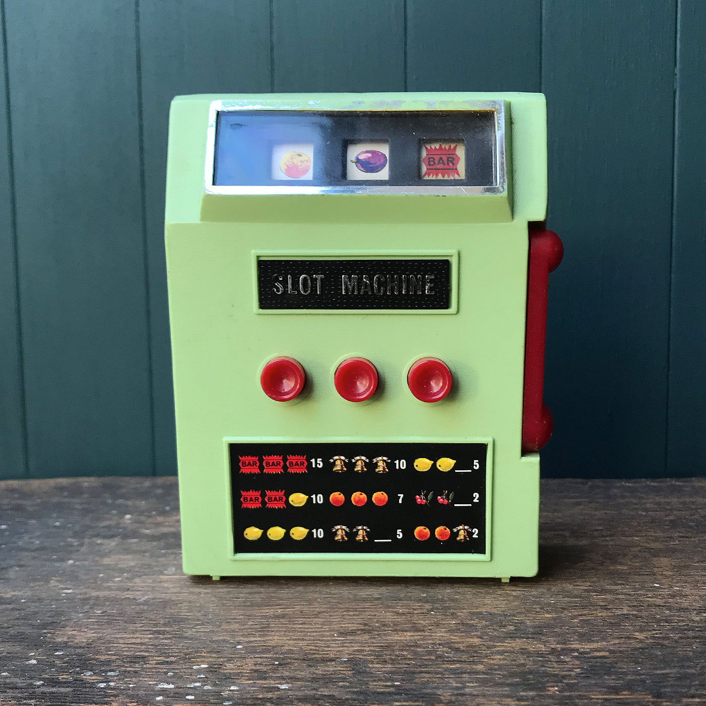 Cool vintage toy slot machine made by Waco in Japan, circa 1970. In working order and loads of fun! Pull down the lever press the buttons and see if you hit the JACKPOT! - SHOP NOW - www.intovintage.co.uk